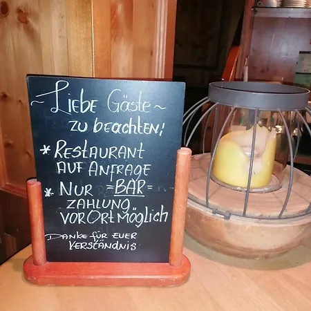 Waldecker Taverne Hotel *