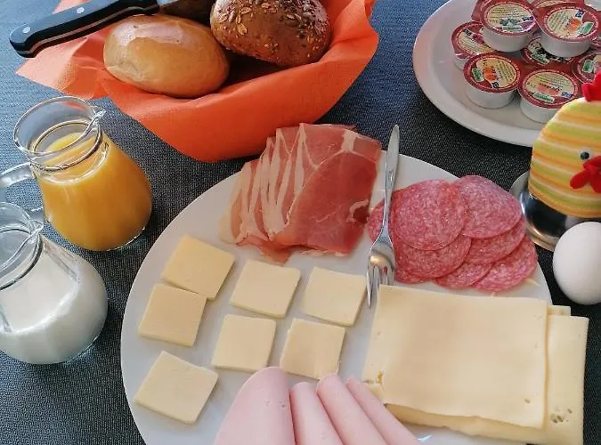 Waldecker Taverne Hotel