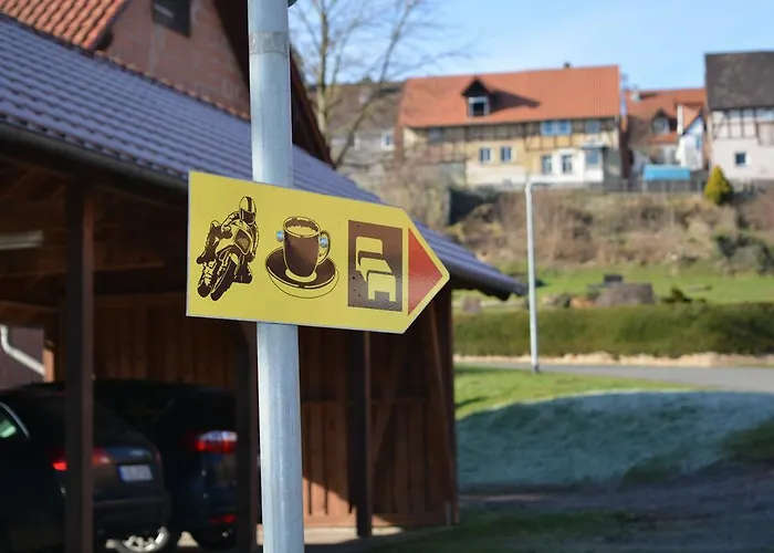 Waldecker Taverne 酒店